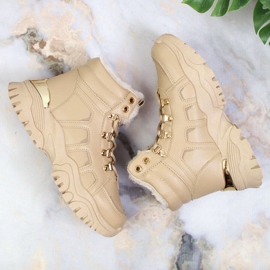 News Cizme de zapada dama cu platforma cu blana bej NOUTATI 1