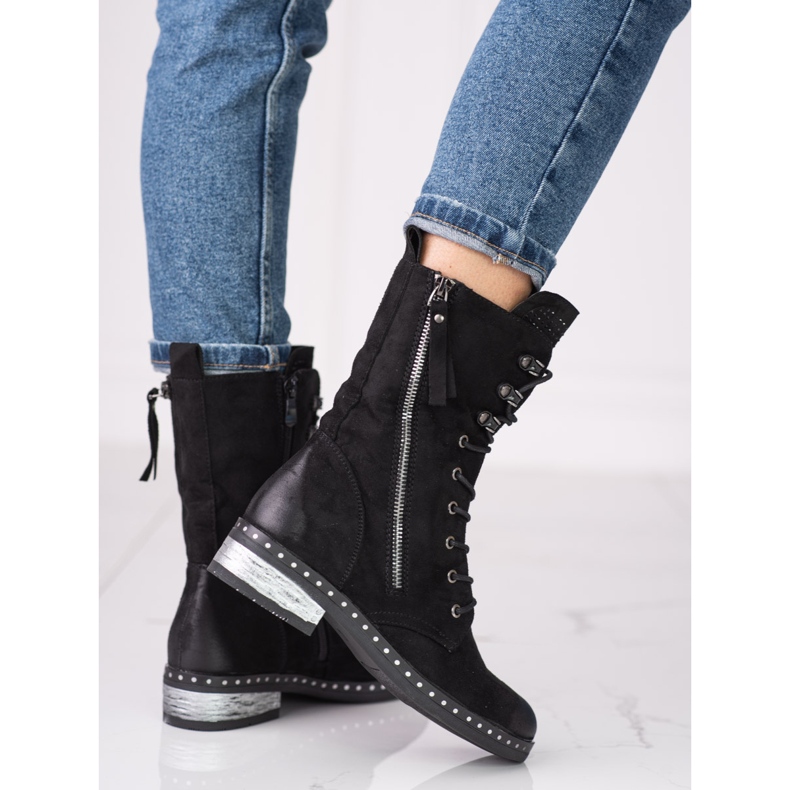 Muncitoare negre de S. Barski negru 2