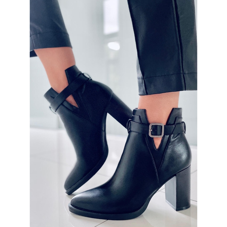 PA1 Selena Tocuri înalte negre negru 1