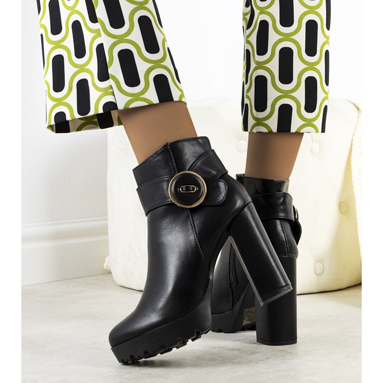 BM Cizme negre cu toc de la Aminat negru 1