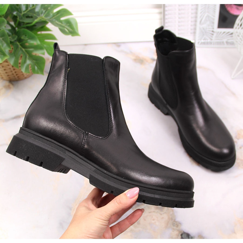 Botine negre Dolce Pietro din piele cu slip-on negru 1