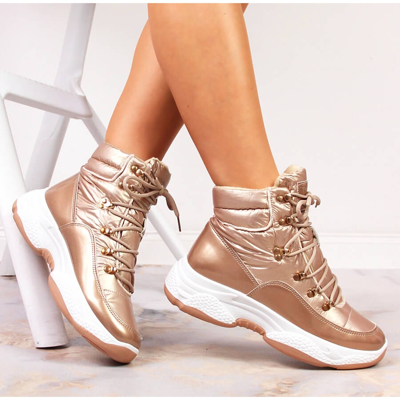 Pantofi sport Vinceza de damă, înalți izolați, aurii de aur 1