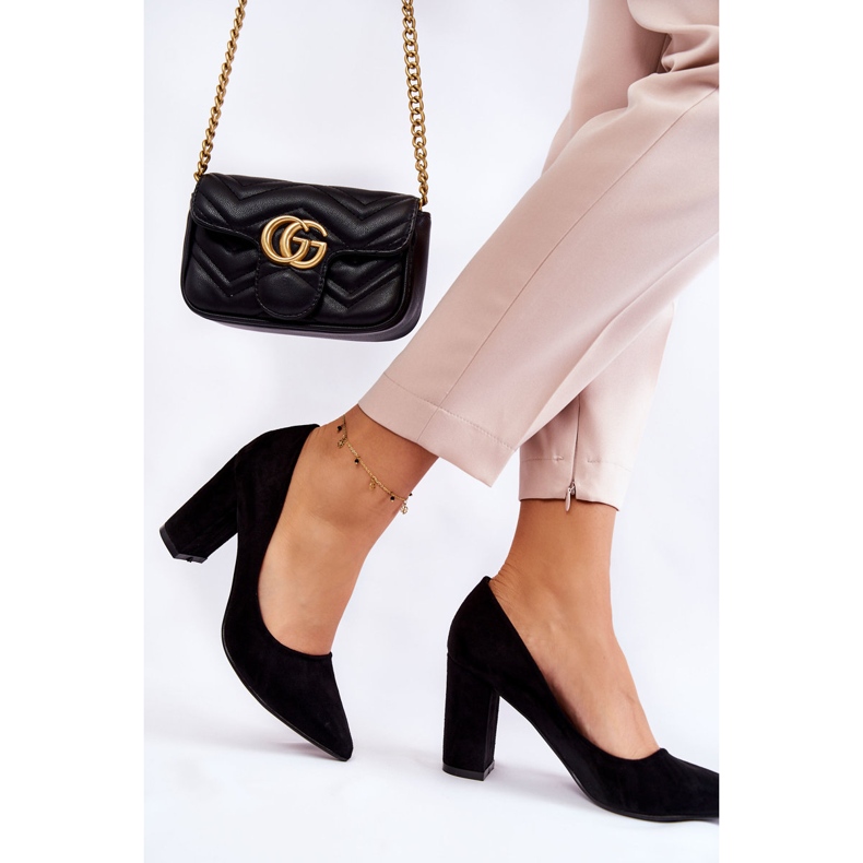 PS1 Pompi clasici din piele intoarsa pe un toc Kendra negru 2