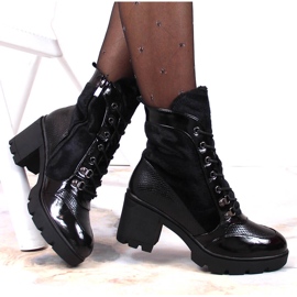 Cizme de dama pe post si platforma, izolata neagra Laura La.Fi negru 1