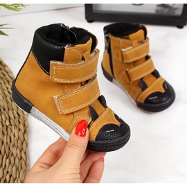 Pantofi pentru baieti cu velcro camel Kornecki 6583 maro 1 Pantofi pentru baieti cu velcro camel Kornecki 6583 maro 1