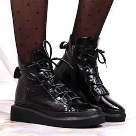 Cizme izolate lacuite din piele Artiker W HBH36 negru 2