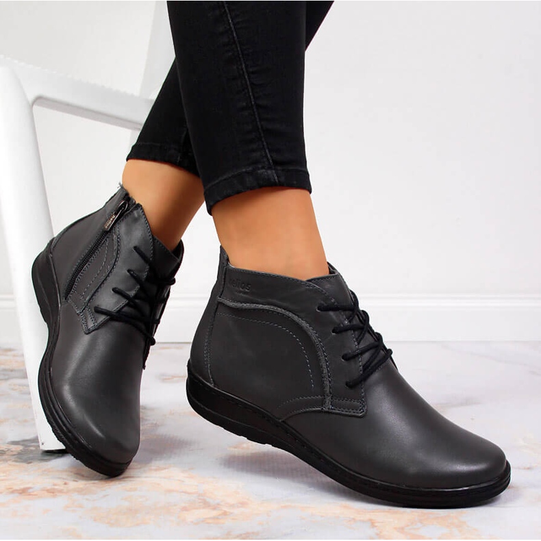 Cizme gri din piele izolata Helios 612-2 2