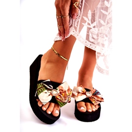 WJ1 Papuci cu pană din spumă Silana bej pentru femei negru multicolor 3