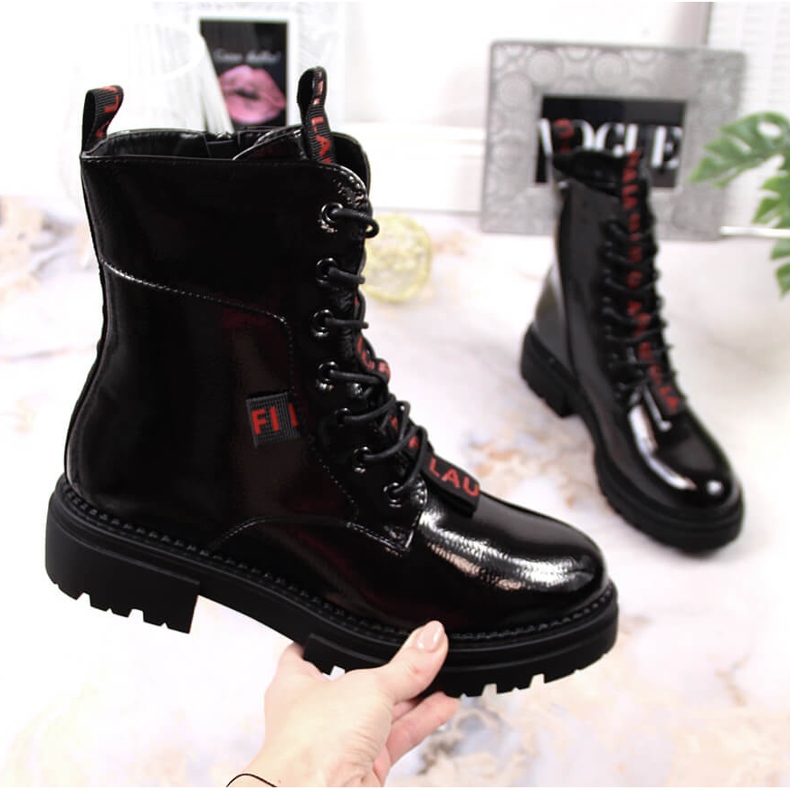 Cizme izolate dama lacuite negre Laura La.Fi negru 1