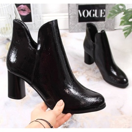 Cizme lăcuite pe stâlp izolat Jezzi W JEZ385A negru 1