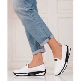 Lordii de dama White Shelovet din piele naturala alb 1