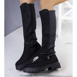 Cizme izolate negre de la Leale negru 2 Cizme izolate negre de la Leale negru 2