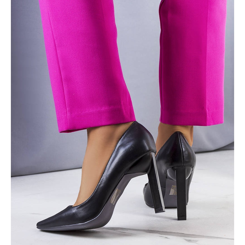 PA1 Tocuri înalte Kilda negre negru 1