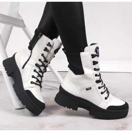 Ghete de dama albe din piele impermeabila Rieker Revolution W0374-80 negru 1