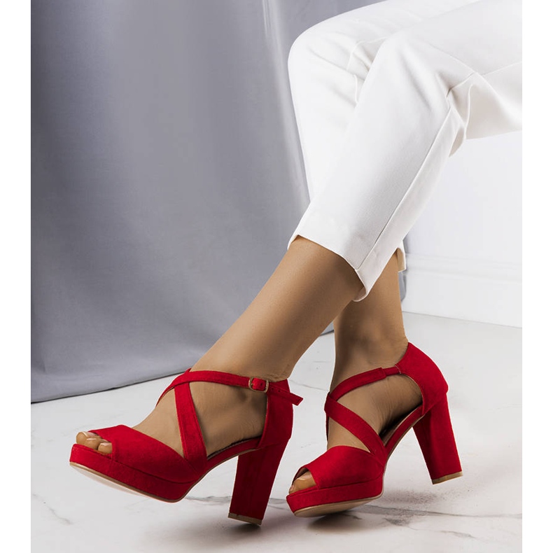 BM Sandale roșii pe postul Artemi roșu 1