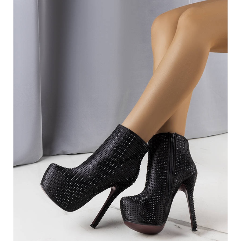 PA1 Cizme negre cu toc inalt de la Tatiana negru 1