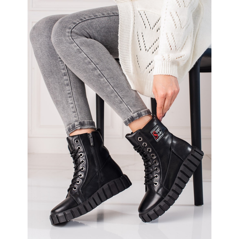 W. Potocki Muncitoare pe platforma Shelovet negru 1