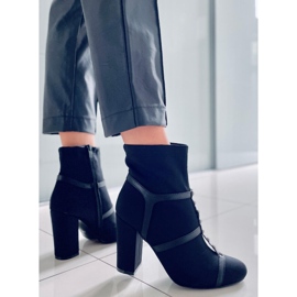 BM Tocuri înalte Shelley Black negru 2