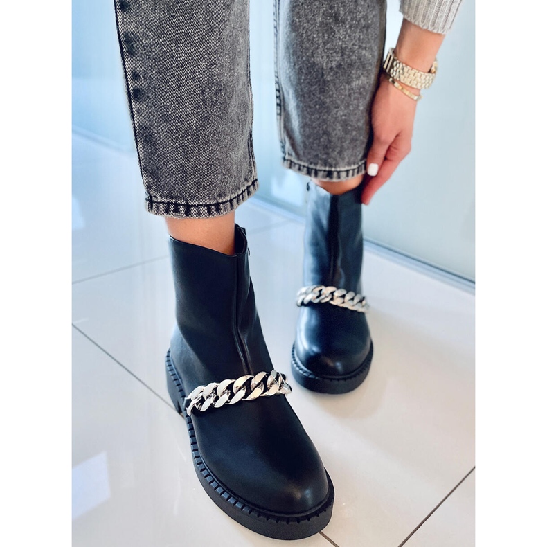 PA1 Botine de damă Foster Black cu lanț negru 1