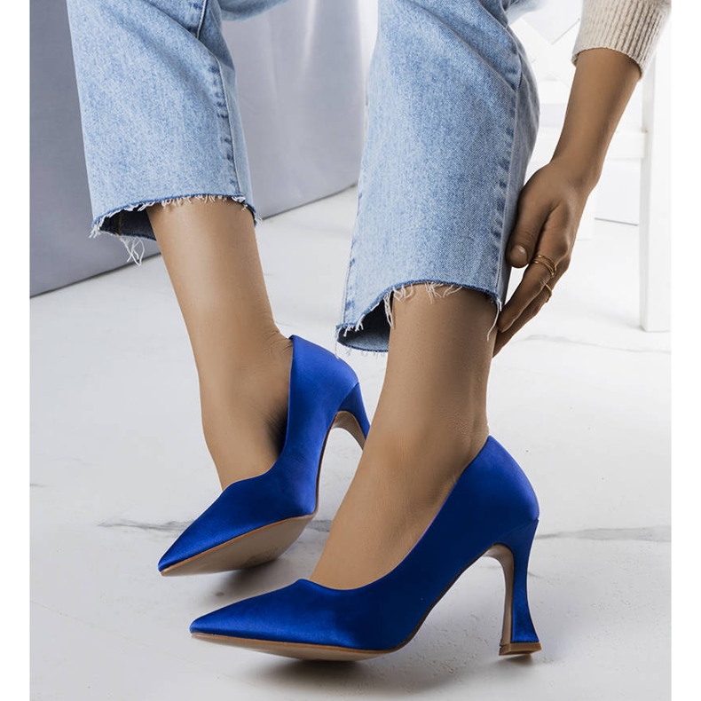 BM Pompe cu toc clepsidra albastru Otto 1