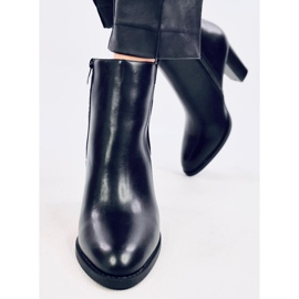 Cizme clasice Alona Black pe post negru 1