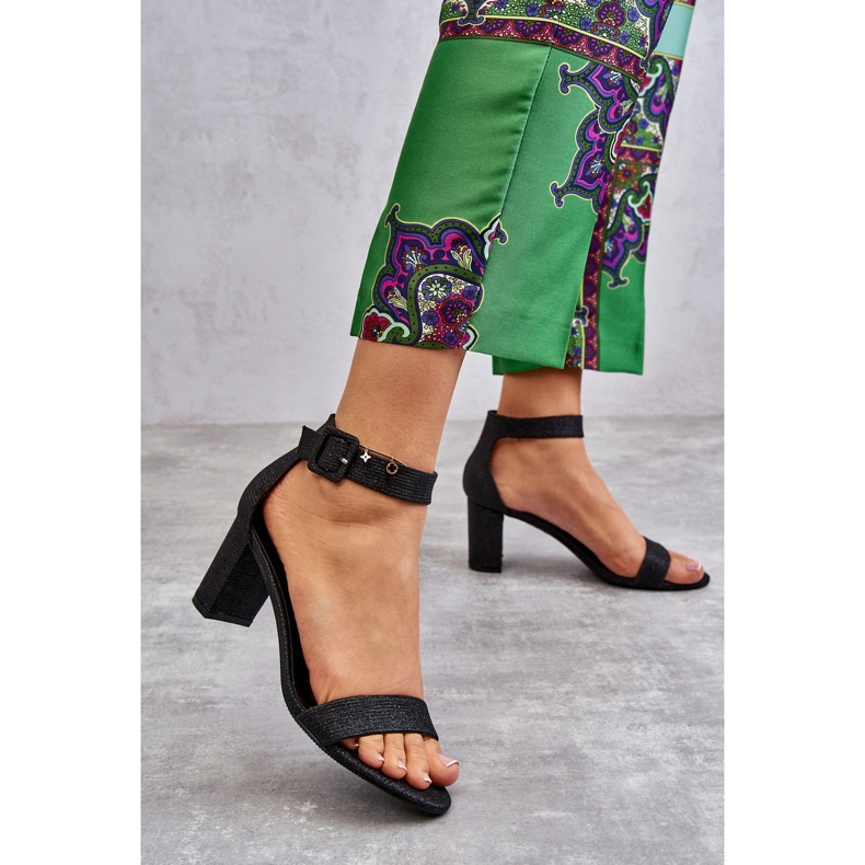 Sandale cu toc lucios Negru Maxim 1