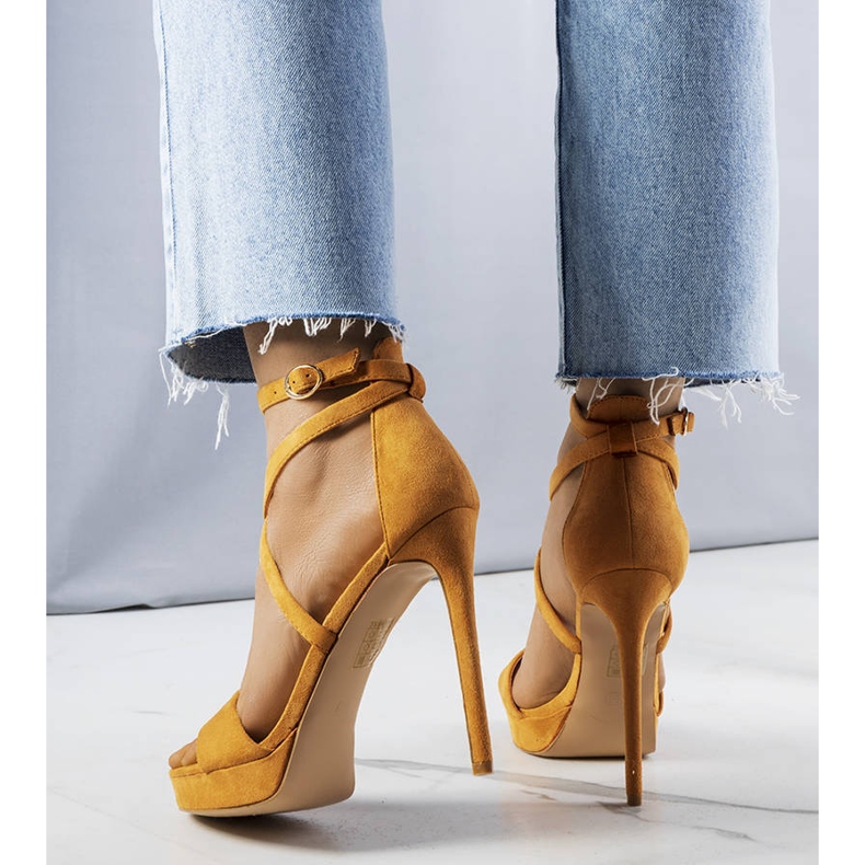 PA1 Sandale camel cu toc inalt de la Dorian maro galben 1