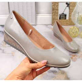 Pompe cu pană gri de damă Vinceza 10896 1