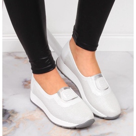 Pantofi slip-on Jezzi argintii cu bandă elastică pe platformă 6