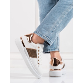 Pantofi sport cu platformă albă Shelovet 2