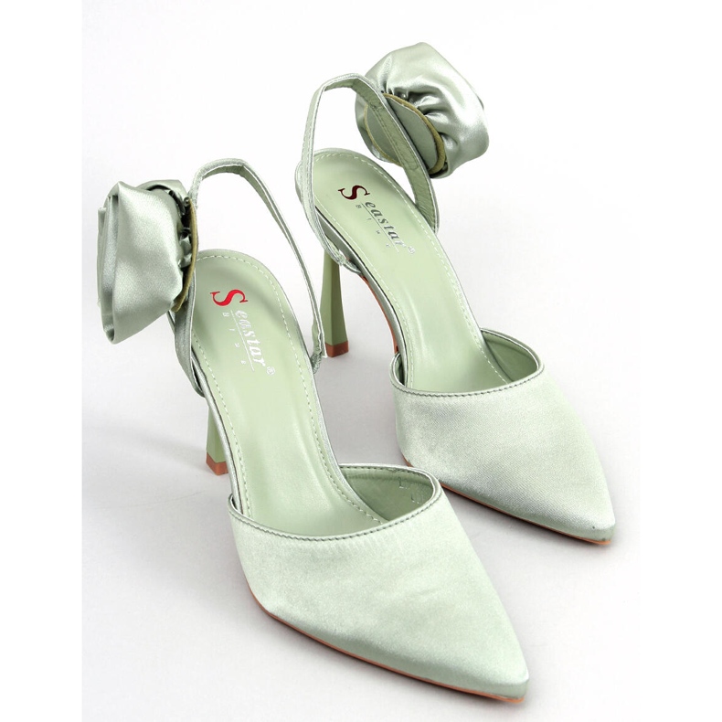 Seastar Ace din satin cu floare verde Flores 1 Seastar Ace din satin cu floare verde Flores 1