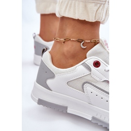 Pantofi de damă Cross Jeans Low LL2R4011C Alb 8