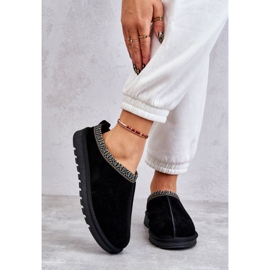 Papuci din piele de căprioară pentru femei cu blană și broderie neagră negru 2