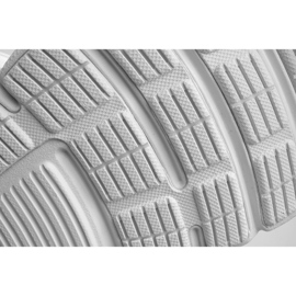Pantofi pentru copii Under Armour Gs Assert 8 3022697-100 alb 7