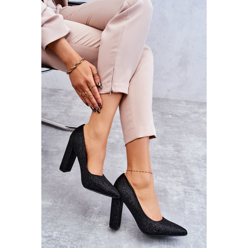 Pompe strălucitoare pe toc negru 4