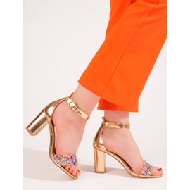 Sandale elegante cu margele aurii de la Shelovet de aur 1 Sandale elegante cu margele aurii de la Shelovet de aur 1