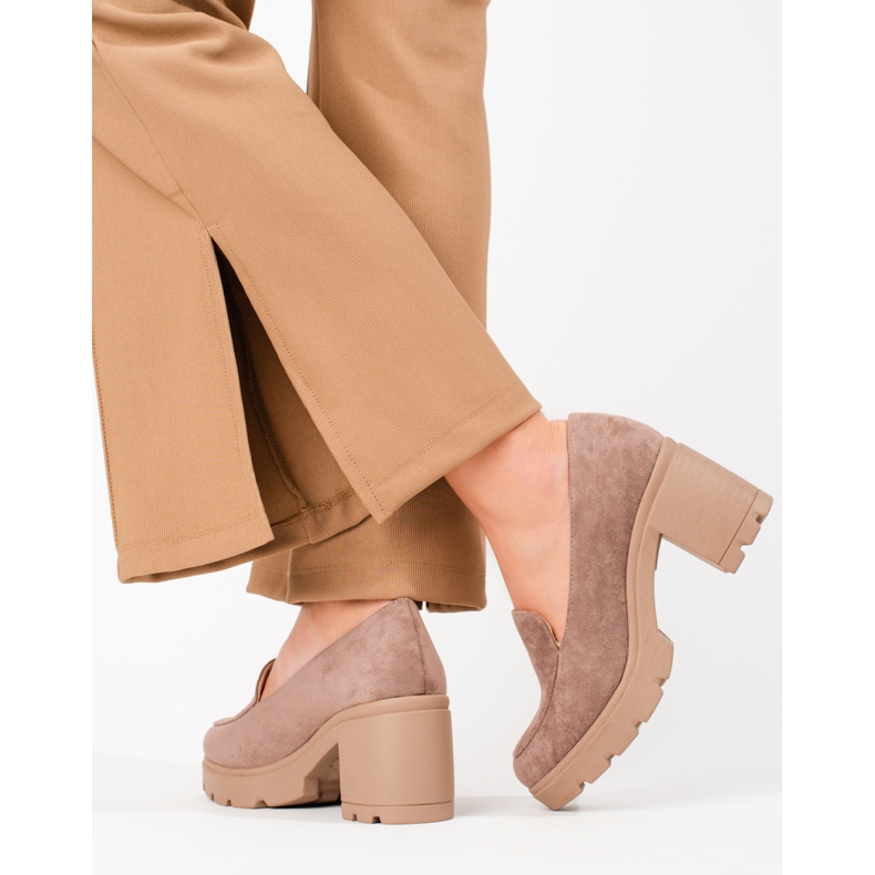 W. Potocki Pantofi de dama cu toc in piele intoarsa Potocki bej 2