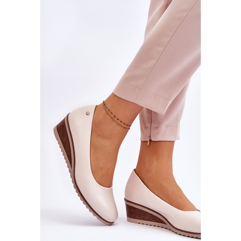 Vinceza Pompe clasice bej Graysen cu pană 2