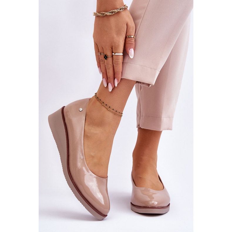 Vinceza Pompe clasice cu pană patentate Bej Paola 1