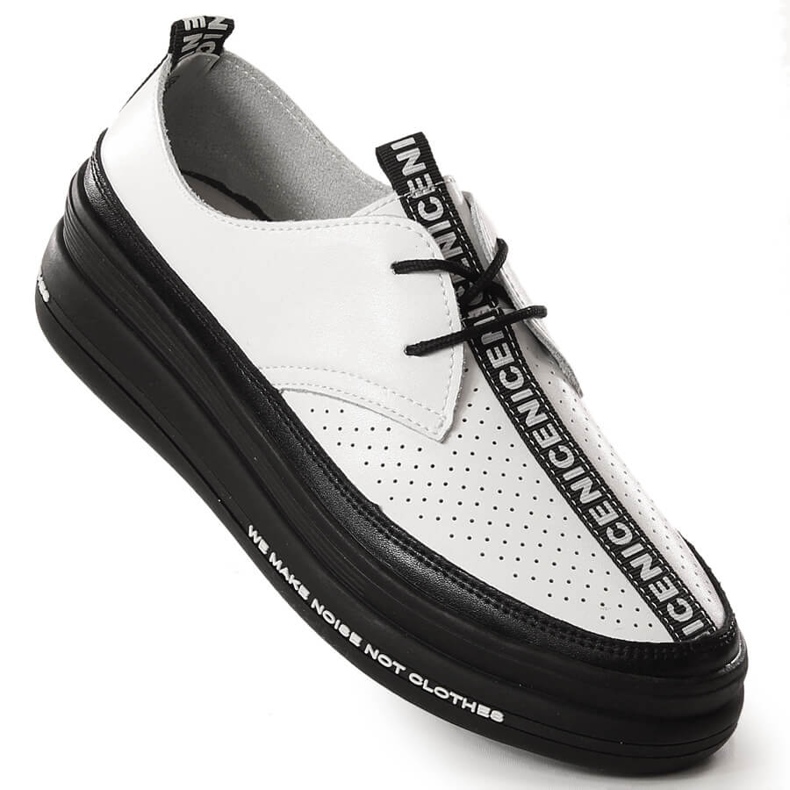 Pantofi de dama din piele pe platforma alba Filippo DP3624/23 1