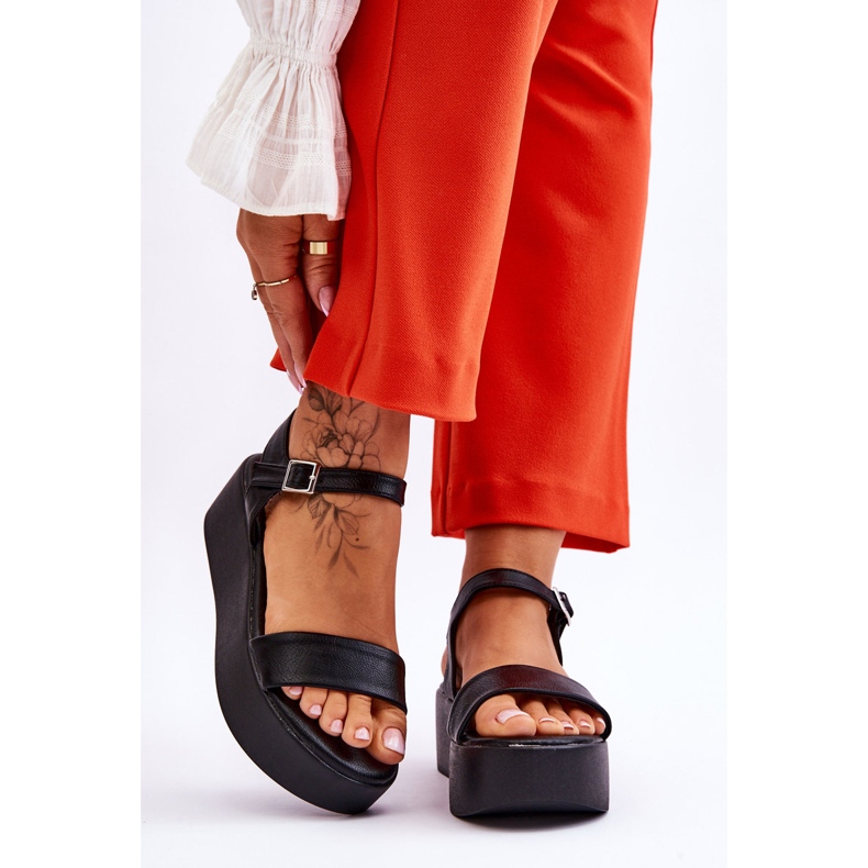 Vinceza Sandale de damă pe o platformă masivă Casen negre negru 1 Vinceza Sandale de damă pe o platformă masivă Casen negre negru 1