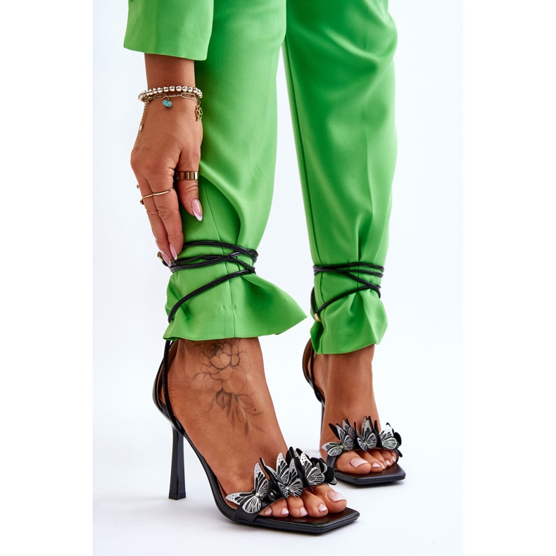 Sandale Legate Pe Toc Înalt Cu Fluturi Delmar Negri negru 2