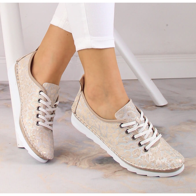 Pantofi sport de dama lejeri din piele bej Artiker 52C0691 1