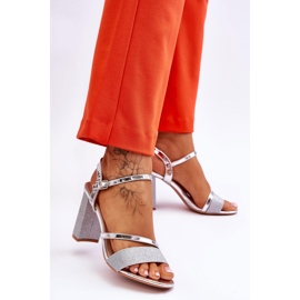 Vinceza Sandale cu toc înalt argintiu Alicia cu sclipici 2