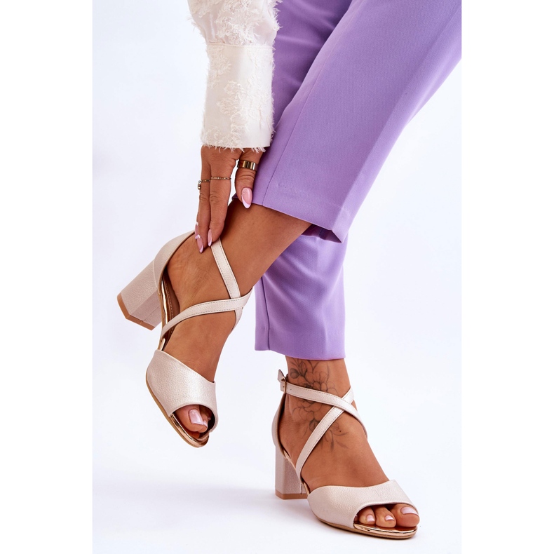 Vinceza Sandale de damă din piele cu toc mic Gold Quinn de aur 2