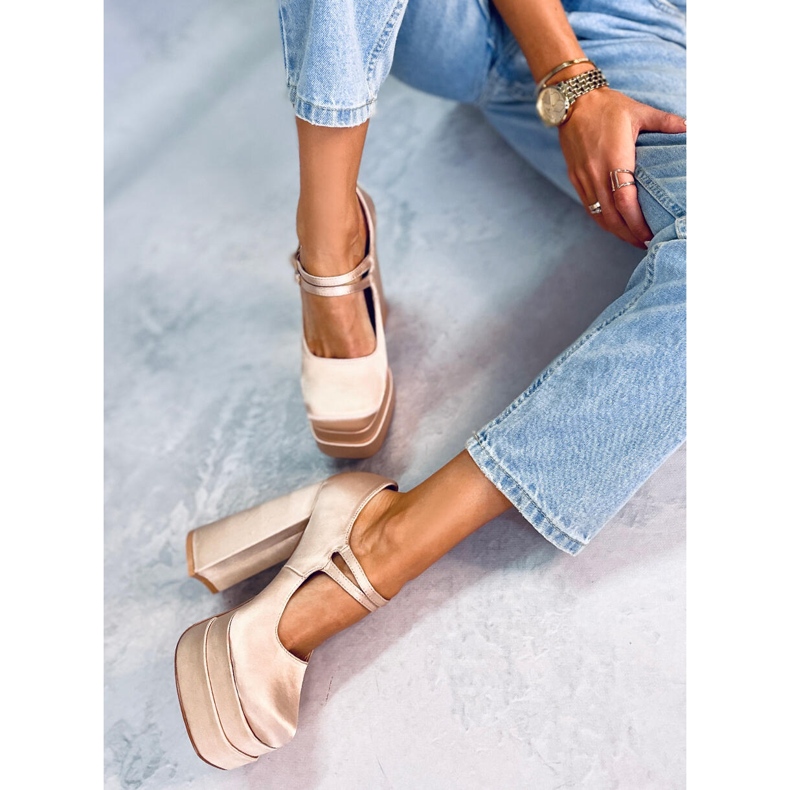 BM Pompe cu platformă din satin Prandi Beige bej 1