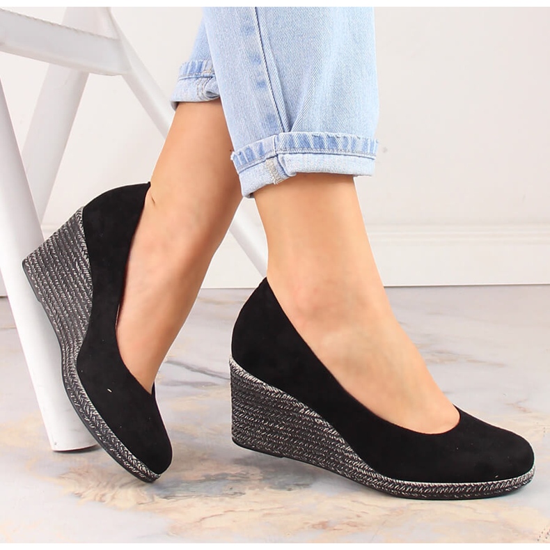 Pompe cu pană de damă din piele intoarsa neagra Potocki SZ12024 negru 1