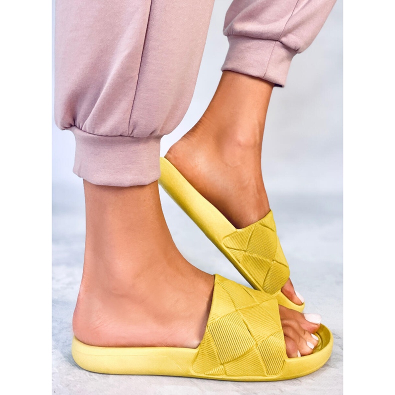 PA1 Tobogane din cauciuc Lottner Green galben 2