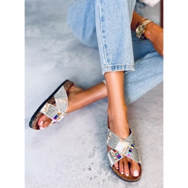 PA1 Rezai Tobogane albe din plută cu margele 2