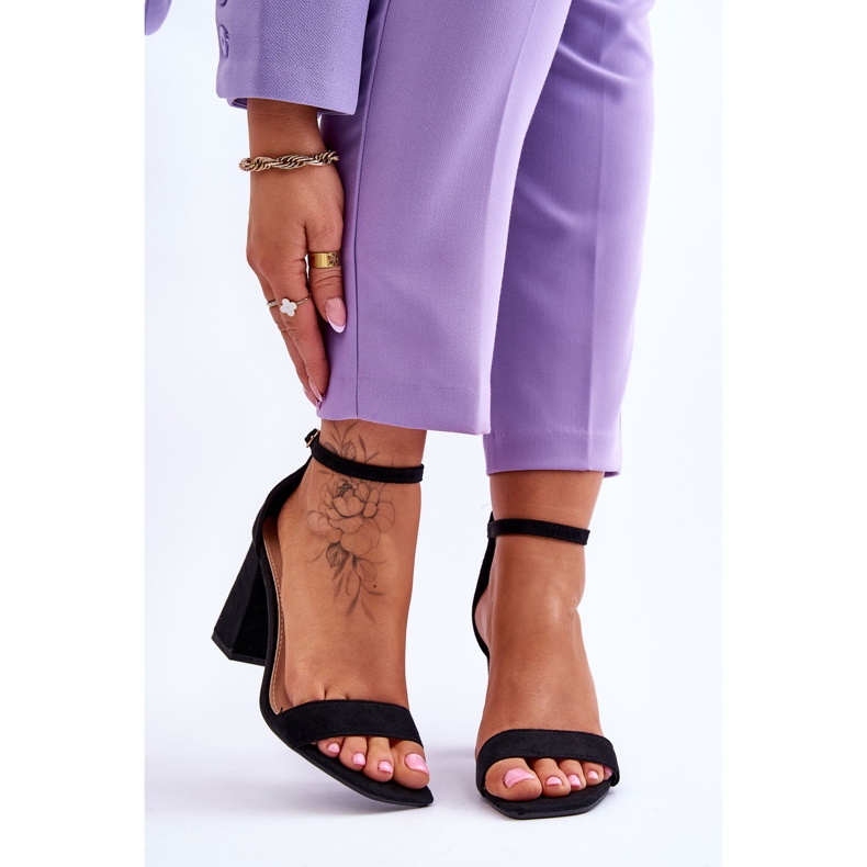 Sandale de damă cu toc stabil negru Lavissa 1